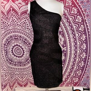 Forever 21 Black/Metallic One Shoulder Form Fitting Formal Dress Women’s Size L